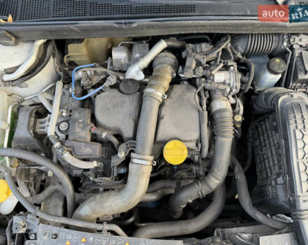 Белый Рено Меган, объемом двигателя 1.46 л и пробегом 227 тыс. км за 10900 $, фото 33 на Automoto.ua