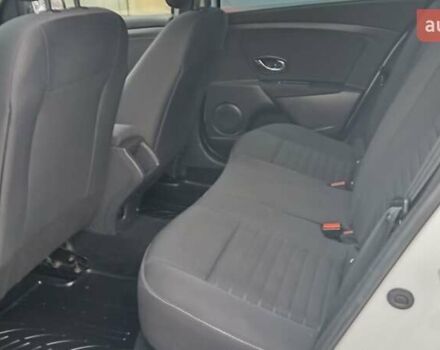 Белый Рено Меган, объемом двигателя 1.5 л и пробегом 149 тыс. км за 9600 $, фото 36 на Automoto.ua