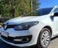 Белый Рено Меган, объемом двигателя 1.5 л и пробегом 400 тыс. км за 8200 $, фото 1 на Automoto.ua