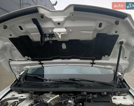 Белый Рено Меган, объемом двигателя 1.5 л и пробегом 149 тыс. км за 9600 $, фото 72 на Automoto.ua