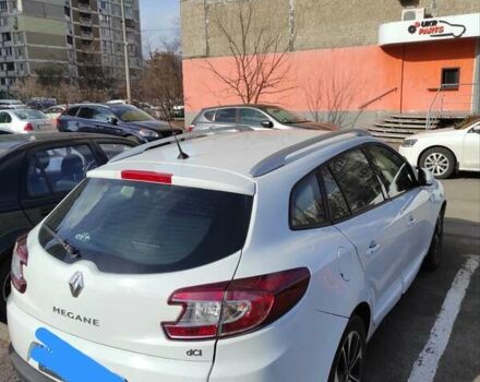 Белый Рено Меган, объемом двигателя 1.5 л и пробегом 300 тыс. км за 9000 $, фото 4 на Automoto.ua