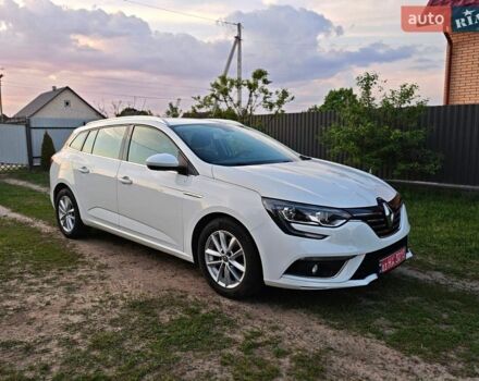 Білий Рено Меган, об'ємом двигуна 1.5 л та пробігом 249 тис. км за 10999 $, фото 2 на Automoto.ua