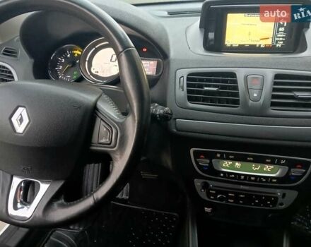 Белый Рено Меган, объемом двигателя 1.5 л и пробегом 149 тыс. км за 9600 $, фото 60 на Automoto.ua