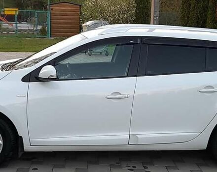Белый Рено Меган, объемом двигателя 1.5 л и пробегом 231 тыс. км за 9450 $, фото 3 на Automoto.ua