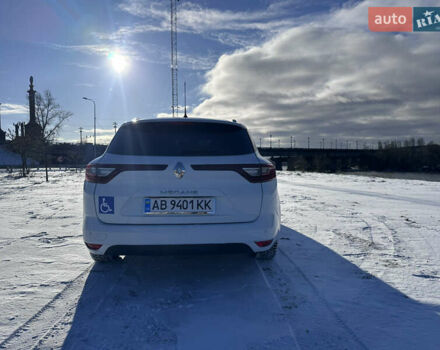 Белый Рено Меган, объемом двигателя 1.46 л и пробегом 141 тыс. км за 11200 $, фото 8 на Automoto.ua