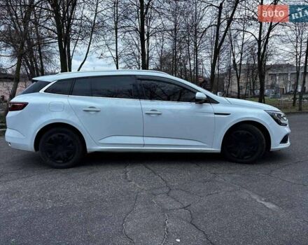 Белый Рено Меган, объемом двигателя 1.5 л и пробегом 233 тыс. км за 10990 $, фото 5 на Automoto.ua