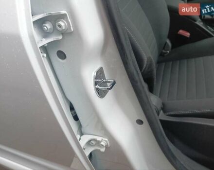 Белый Рено Меган, объемом двигателя 1.5 л и пробегом 149 тыс. км за 9600 $, фото 69 на Automoto.ua