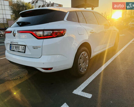 Білий Рено Меган, об'ємом двигуна 1.5 л та пробігом 213 тис. км за 11800 $, фото 5 на Automoto.ua