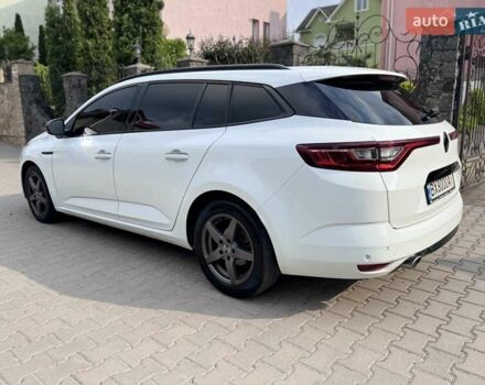 Белый Рено Меган, объемом двигателя 1.46 л и пробегом 228 тыс. км за 13700 $, фото 5 на Automoto.ua