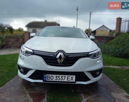 Белый Рено Меган, объемом двигателя 1.46 л и пробегом 251 тыс. км за 12400 $, фото 2 на Automoto.ua