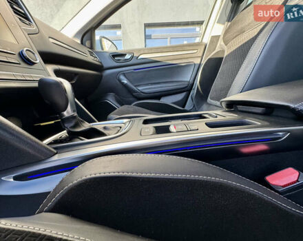 Білий Рено Меган, об'ємом двигуна 1.46 л та пробігом 185 тис. км за 15600 $, фото 33 на Automoto.ua