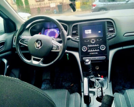 Белый Рено Меган, объемом двигателя 1.6 л и пробегом 126 тыс. км за 14100 $, фото 4 на Automoto.ua