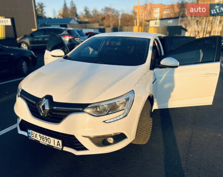 Білий Рено Меган, об'ємом двигуна 1.5 л та пробігом 213 тис. км за 11800 $, фото 8 на Automoto.ua
