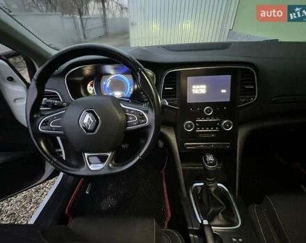 Белый Рено Меган, объемом двигателя 1.46 л и пробегом 231 тыс. км за 11100 $, фото 15 на Automoto.ua