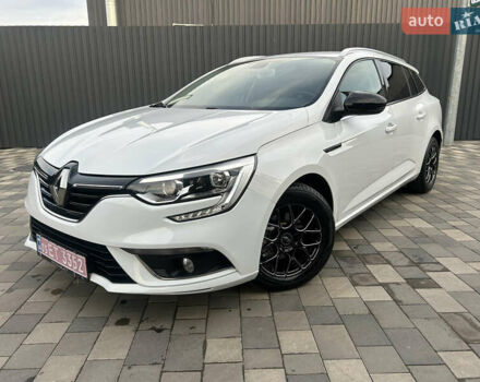 Белый Рено Меган, объемом двигателя 1.5 л и пробегом 209 тыс. км за 12399 $, фото 155 на Automoto.ua