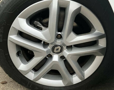 Белый Рено Меган, объемом двигателя 1.5 л и пробегом 213 тыс. км за 9999 $, фото 2 на Automoto.ua