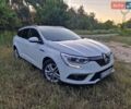 Белый Рено Меган, объемом двигателя 1.46 л и пробегом 239 тыс. км за 10000 $, фото 1 на Automoto.ua