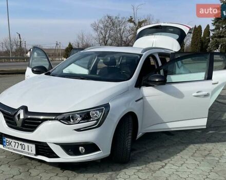 Белый Рено Меган, объемом двигателя 1.46 л и пробегом 205 тыс. км за 10700 $, фото 29 на Automoto.ua