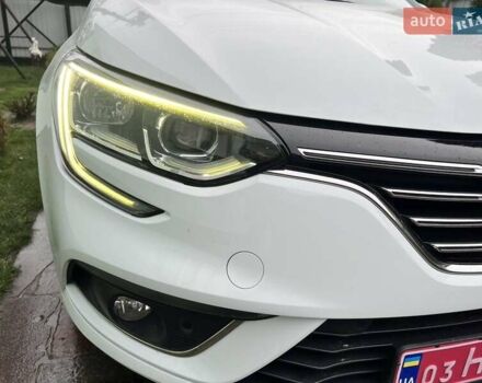 Белый Рено Меган, объемом двигателя 1.5 л и пробегом 208 тыс. км за 14300 $, фото 13 на Automoto.ua