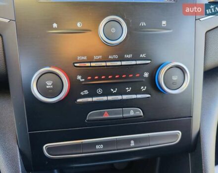 Белый Рено Меган, объемом двигателя 1.46 л и пробегом 200 тыс. км за 11999 $, фото 58 на Automoto.ua