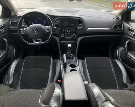 Белый Рено Меган, объемом двигателя 1.5 л и пробегом 150 тыс. км за 14300 $, фото 130 на Automoto.ua