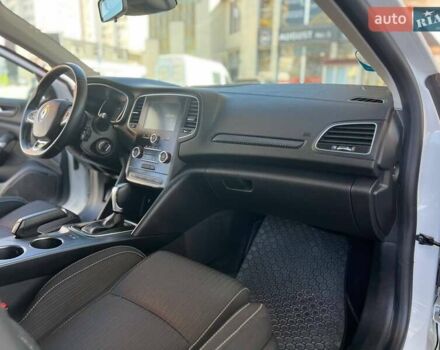 Белый Рено Меган, объемом двигателя 1.5 л и пробегом 106 тыс. км за 13800 $, фото 22 на Automoto.ua