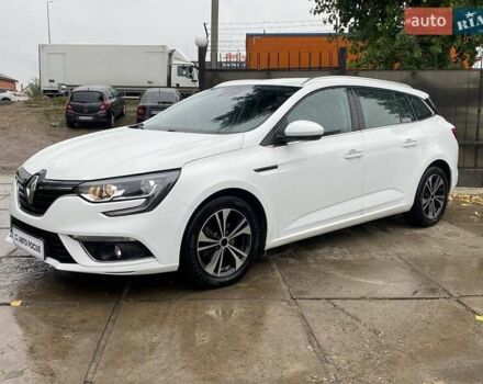 Белый Рено Меган, объемом двигателя 1.46 л и пробегом 197 тыс. км за 12490 $, фото 2 на Automoto.ua