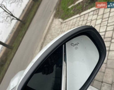 Белый Рено Меган, объемом двигателя 1.5 л и пробегом 200 тыс. км за 11500 $, фото 10 на Automoto.ua