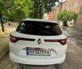 Белый Рено Меган, объемом двигателя 1.5 л и пробегом 250 тыс. км за 13500 $, фото 4 на Automoto.ua