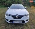 Белый Рено Меган, объемом двигателя 1.46 л и пробегом 239 тыс. км за 10000 $, фото 1 на Automoto.ua