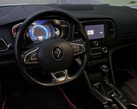 Белый Рено Меган, объемом двигателя 1.46 л и пробегом 231 тыс. км за 11100 $, фото 9 на Automoto.ua