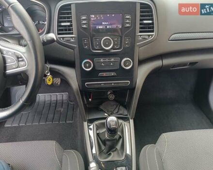 Белый Рено Меган, объемом двигателя 1.46 л и пробегом 190 тыс. км за 11800 $, фото 10 на Automoto.ua