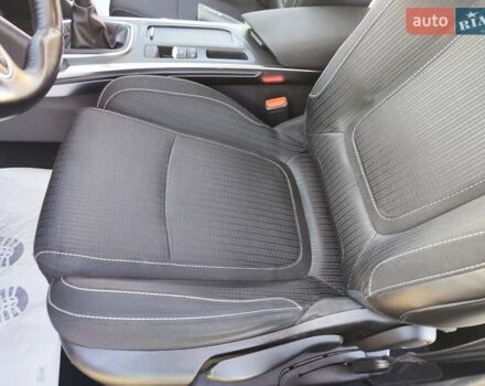 Белый Рено Меган, объемом двигателя 1.46 л и пробегом 200 тыс. км за 11999 $, фото 67 на Automoto.ua