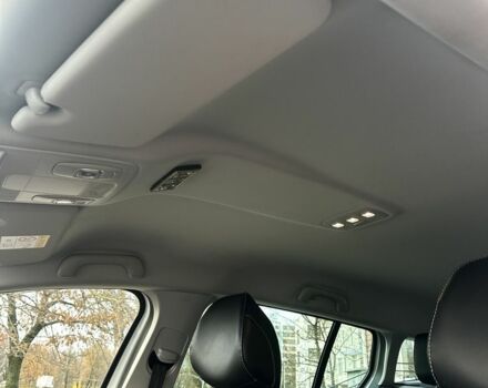 Белый Рено Меган, объемом двигателя 1.6 л и пробегом 195 тыс. км за 11800 $, фото 17 на Automoto.ua