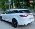 Белый Рено Меган, объемом двигателя 1.5 л и пробегом 200 тыс. км за 10999 $, фото 12 на Automoto.ua