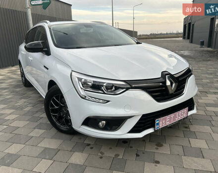 Белый Рено Меган, объемом двигателя 1.5 л и пробегом 209 тыс. км за 12399 $, фото 148 на Automoto.ua
