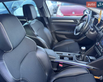 Білий Рено Меган, об'ємом двигуна 1.46 л та пробігом 211 тис. км за 13300 $, фото 47 на Automoto.ua