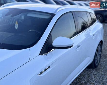 Білий Рено Меган, об'ємом двигуна 1.46 л та пробігом 211 тис. км за 13300 $, фото 23 на Automoto.ua