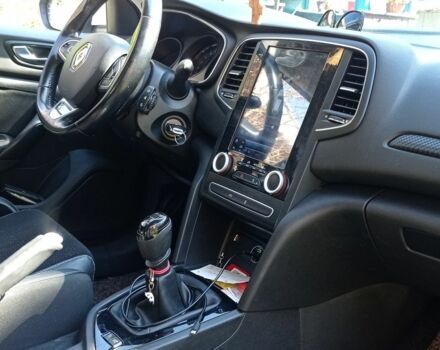 Белый Рено Меган, объемом двигателя 0 л и пробегом 210 тыс. км за 11700 $, фото 2 на Automoto.ua