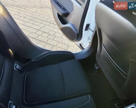 Белый Рено Меган, объемом двигателя 1.46 л и пробегом 200 тыс. км за 11999 $, фото 90 на Automoto.ua