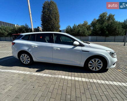 Белый Рено Меган, объемом двигателя 1.46 л и пробегом 217 тыс. км за 11750 $, фото 20 на Automoto.ua