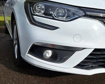 Белый Рено Меган, объемом двигателя 1.5 л и пробегом 150 тыс. км за 14300 $, фото 1 на Automoto.ua