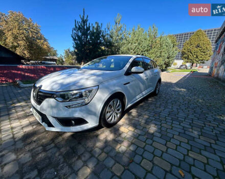 Белый Рено Меган, объемом двигателя 1.46 л и пробегом 217 тыс. км за 11750 $, фото 3 на Automoto.ua