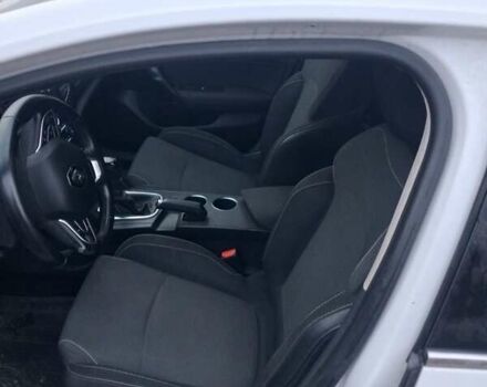 Білий Рено Меган, об'ємом двигуна 1.5 л та пробігом 176 тис. км за 10700 $, фото 1 на Automoto.ua