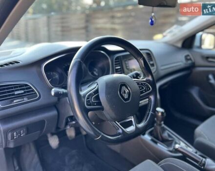 Белый Рено Меган, объемом двигателя 1.46 л и пробегом 312 тыс. км за 11750 $, фото 11 на Automoto.ua