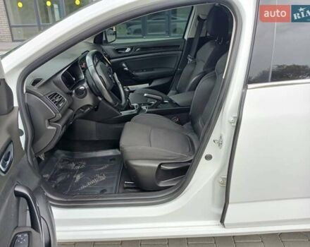 Белый Рено Меган, объемом двигателя 1.5 л и пробегом 221 тыс. км за 11499 $, фото 20 на Automoto.ua