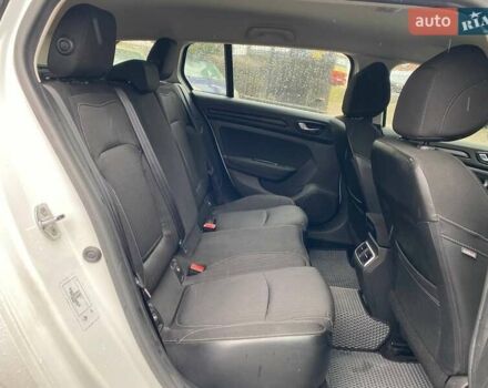 Белый Рено Меган, объемом двигателя 1.46 л и пробегом 197 тыс. км за 12490 $, фото 10 на Automoto.ua