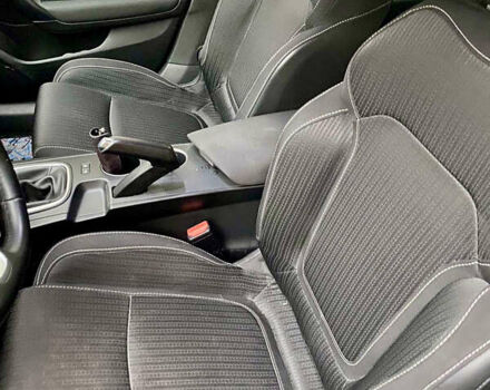 Белый Рено Меган, объемом двигателя 1.6 л и пробегом 126 тыс. км за 14100 $, фото 8 на Automoto.ua