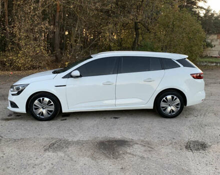 Рено Меган 2017 у Богодухове на Automoto.ua Білий Рено Меган, об'ємом двигуна 1.46 л та пробігом 289 тис. км за 11300 $, фото 6 на Automoto.ua