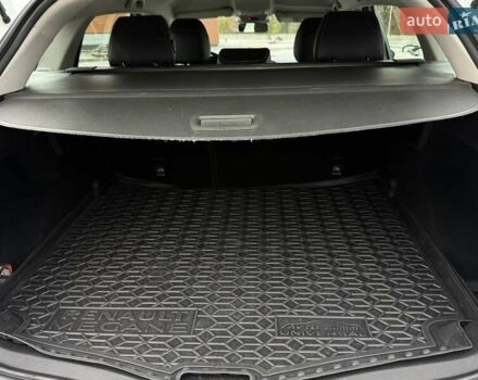 Белый Рено Меган, объемом двигателя 1.46 л и пробегом 195 тыс. км за 12900 $, фото 12 на Automoto.ua